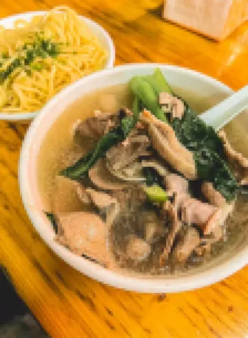 Yijia Hotel (Meizhou People's Hospital Branch)