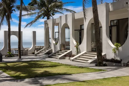 Floral Hotel·Wenchang Yunjuanyunshu Seascape  Hotel Отели в г. Вэньчан