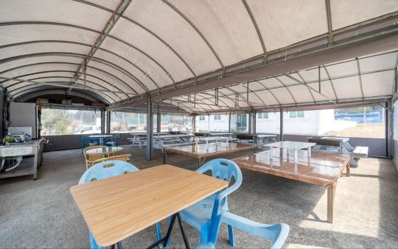 필호텔 객실 내부