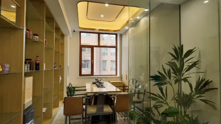 Siji Fuyuan Hotel Отели рядом с достопримечательностью «Fuyuan Port»