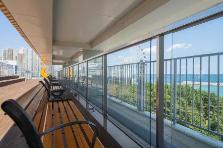 Urbanstay Sokcho Beach AB Отели рядом с достопримечательностью «Yeonggeumjeong Sunrise Pavilion»