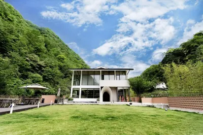 Sicily Hotels in Zhenping