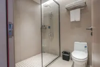 Fangchenggang Baisha Bay Guangyue Zhen Hotel Hotels in Fangchenggang