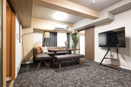 b&Namba1 Отели рядом со станцией Sozenji Railway Station