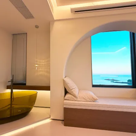 Yuge Chaoyun Scenic Villa (Shitang Dongxia Beach Scenic Spot)