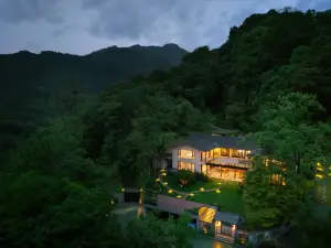 Qingcheng Mountain No Boundary Mountain Residence