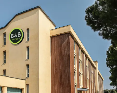 B&B HOTEL First Hotels in Calenzano