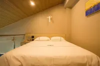 Meidu Hotel Hotels near Bird Park