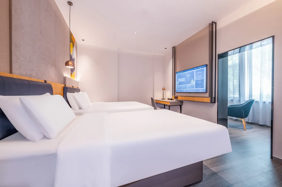 Home Inn Business Hotel (Xizhaosi Street Branch, Guangqumen Inner Subway Station, Beijing) Номера Photos