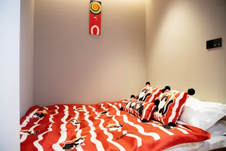 Lanting Grandeur Hot Spring Resort Hotel Отели рядом со станцией Longkoushi Railway Station