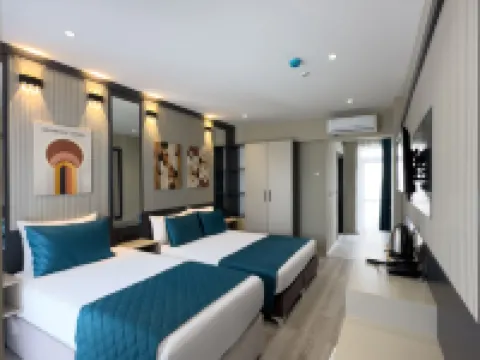 Sky Luxe Hotel Konyaaltı Hotels near Konyaaltı Beaches