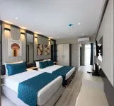 Sky Luxe Hotel