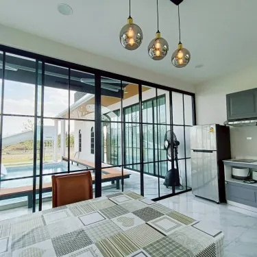 วิลล่าสระว่ายน้ำ 9 ท่าน (วินเทอร์)