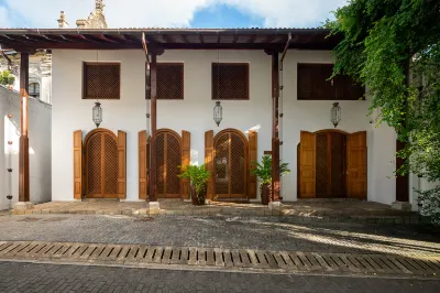 Nyne Hotels Landesi – Galle Fort Hotels in Kalegana
