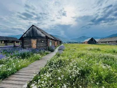 Northern Inn (Tuwa New Village Branch in Kanas Scenic Area) Hotels near Kanas River