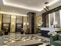 Home me Suites at Aurora Escalades Cubao