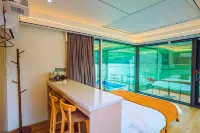 Qingshangou Town Anyu Capsule Hotel Scenic Homestay - Parking