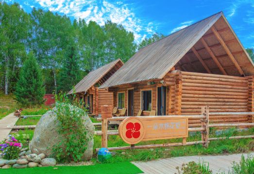 禾木一朵木棉花.墅外景图