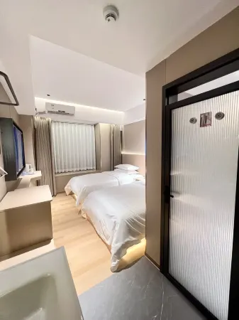 LANNIS HOTEL Отели рядом с достопримечательностью «Yanhu Park»