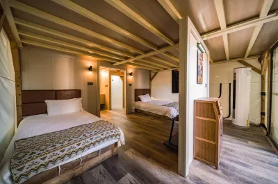 Shengzhou FUN Starry Sky Campsite Hotels near Baizhang Waterfall