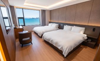 Pohang Yeongildae Beach Hotel