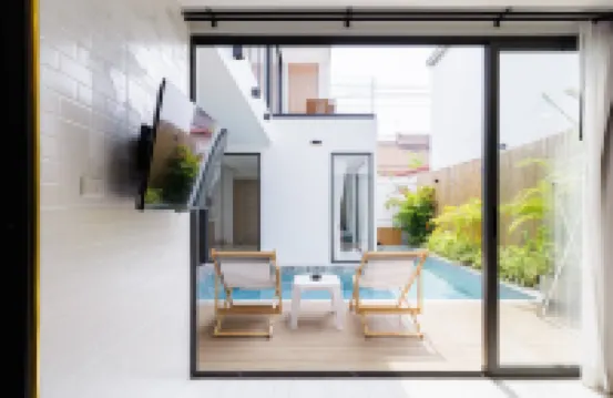 พูลวิลล่าเดี่ยวสี่ห้องนอนในตัวเมืองพัทยา