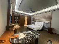Yangxi Binhai Saline Water Mine Hot Spring Hotel