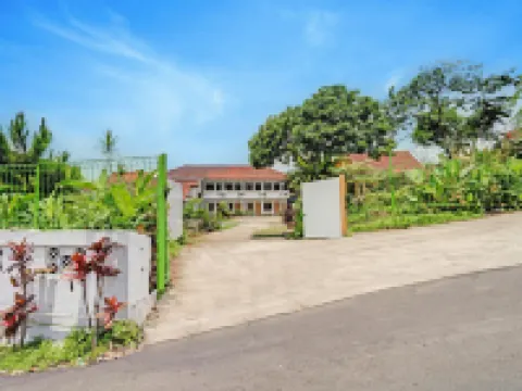 Collection O Subang near Ciater Subang formerly Orchid Villa Ciater シアターのホテル