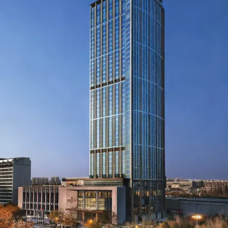 Weilan Creative Hotel (Chengdu MixC Niushikou Subway Station Store)