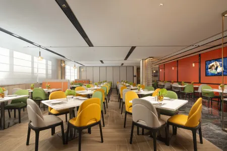 Hilton Garden Inn Luanchuan Laojun Mountain Отели рядом с достопримечательностью «Yangzi Valley»