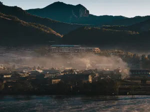 瀘沽湖隱奢逸境飯店