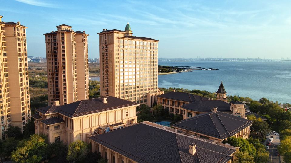 Qingdao Chateau Star River Hotel