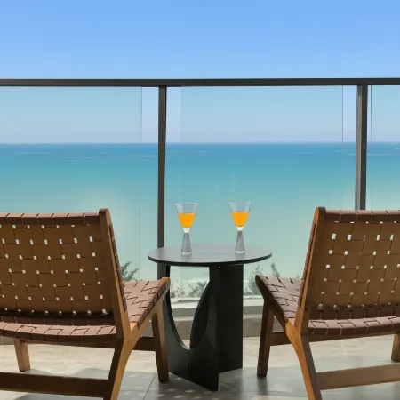 Lingshui Lanyu Hotel (Qingshui Bay Tourist Area)