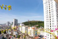 City Bay Palace Hotel Hotels near Bai Tho Mountain