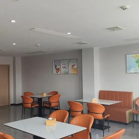 GreenTree Shell Hotel (Luohe Yancheng District Zhongyuan Road)
