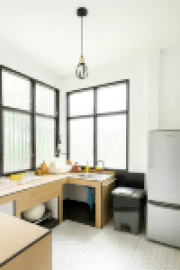 บ้านรับลม (ริมคลอง)