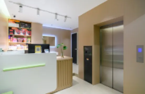 Xinyue · Drifting Bottle E-sports Capsule Hotel