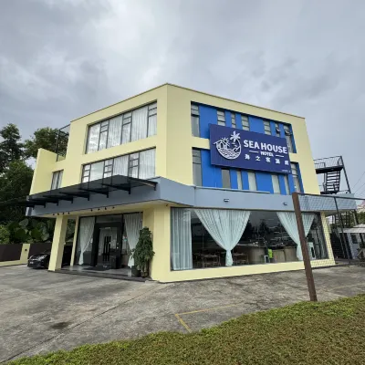 Sea House Hotel Hotels near Tanjung Aru Beach