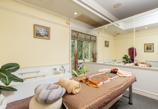 콤사에드 리버 콰이 리조트 레스토랑