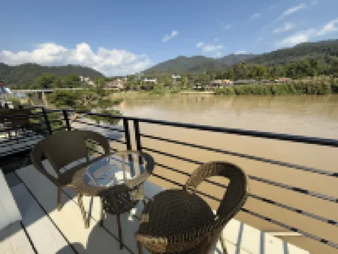 Nicha villa riverfront Thaton Hotels in Mae Ai