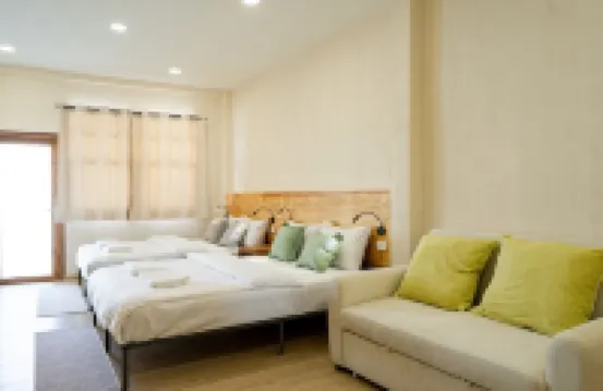 Yimwhan House 03, Chao Phrom Market Pier