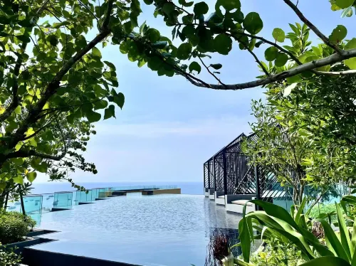 Edge Central Pattaya - 3 ดาว