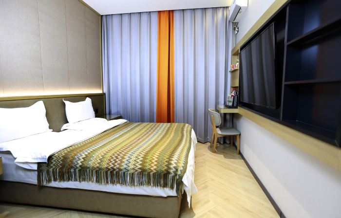 Xiaobailou Business Hotel