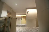 New Wanjia Hotel - 2-Star