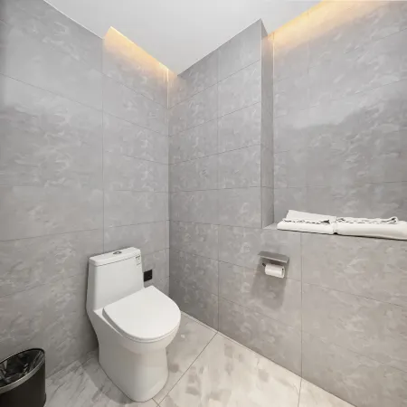 Jingzu E-Sports Hotel (Dezhou Leling Debai Plaza)