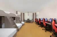 Lichuan Shanyuchuan E-Sports Hotel