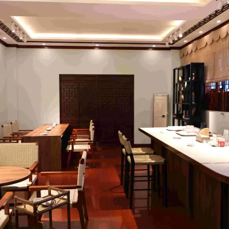 Landu Hotel