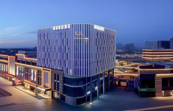 Homeinn Plus Hotel (Pei County Zhongjin Plaza)