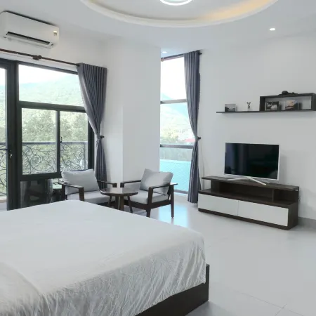 Nam Hai Hotel Con Dao Отели рядом с достопримечательностью «Пляж Анхай»
