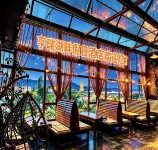 Mile Henry Lakeside Holiday Homestay (Huquan Nativeland)